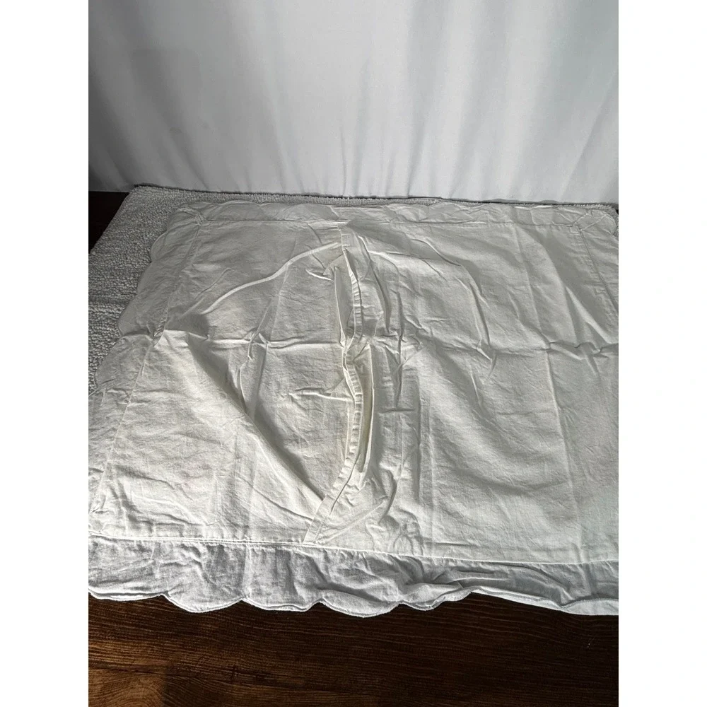 Vintage Embroidered Pillowcase Floral‎ Blue Scallop Edge Cottagecore Shabby Chic